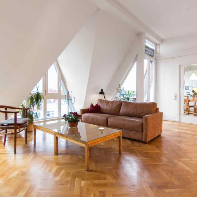 https://damigoconstruction.com/wp-content/uploads/2018/09/gallery_projects_07-640x640.jpg