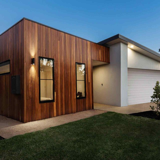 https://damigoconstruction.com/wp-content/uploads/2018/09/gallery_projects_10-640x640.jpg