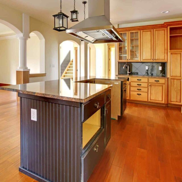 https://damigoconstruction.com/wp-content/uploads/2018/09/gallery_projects_11-640x640.jpg